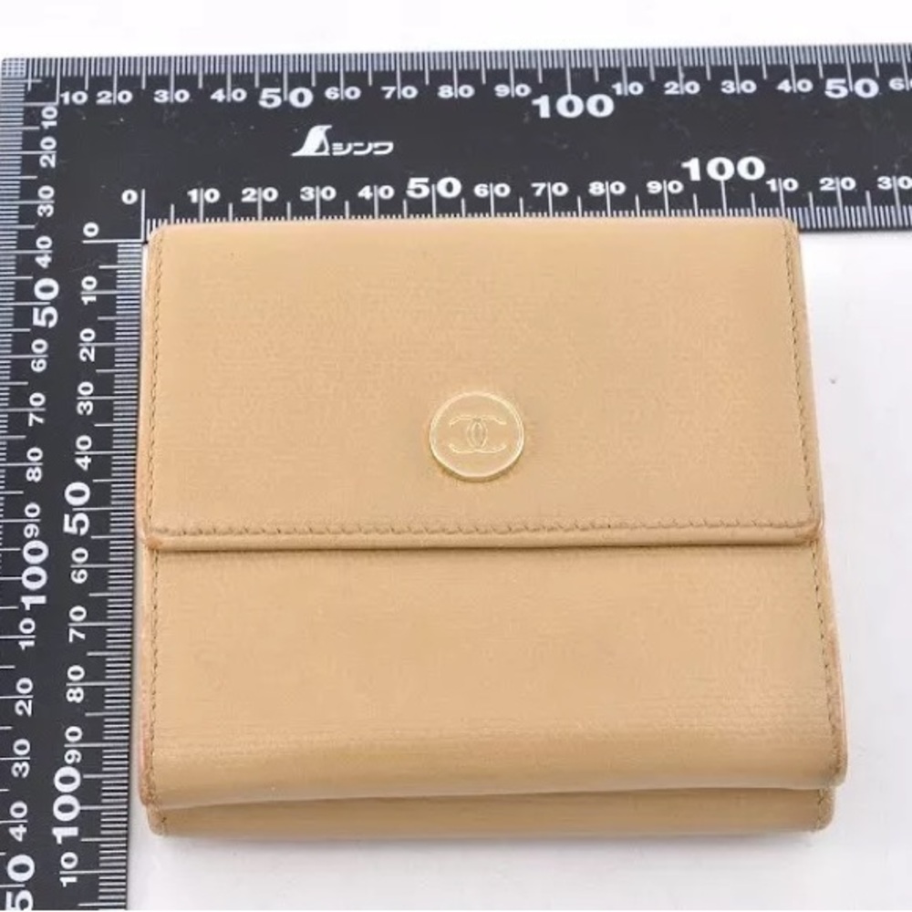 🤩Chanel Beige Caviar leather CC Logo Trifold Flap Wallet 🔥🔥🔥